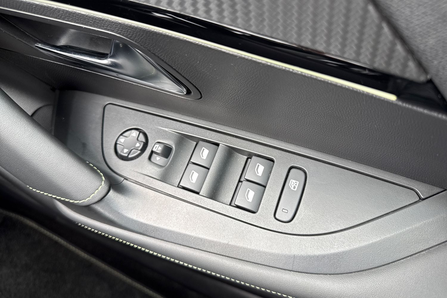 Used Peugeot 2008 2023 for sale - 78078948: Photo 42