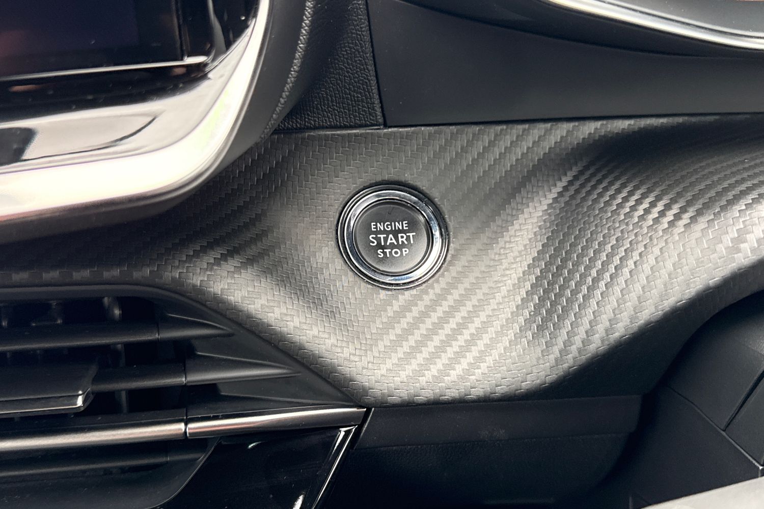 Used Peugeot 2008 2023 for sale - 78078948: Photo 52