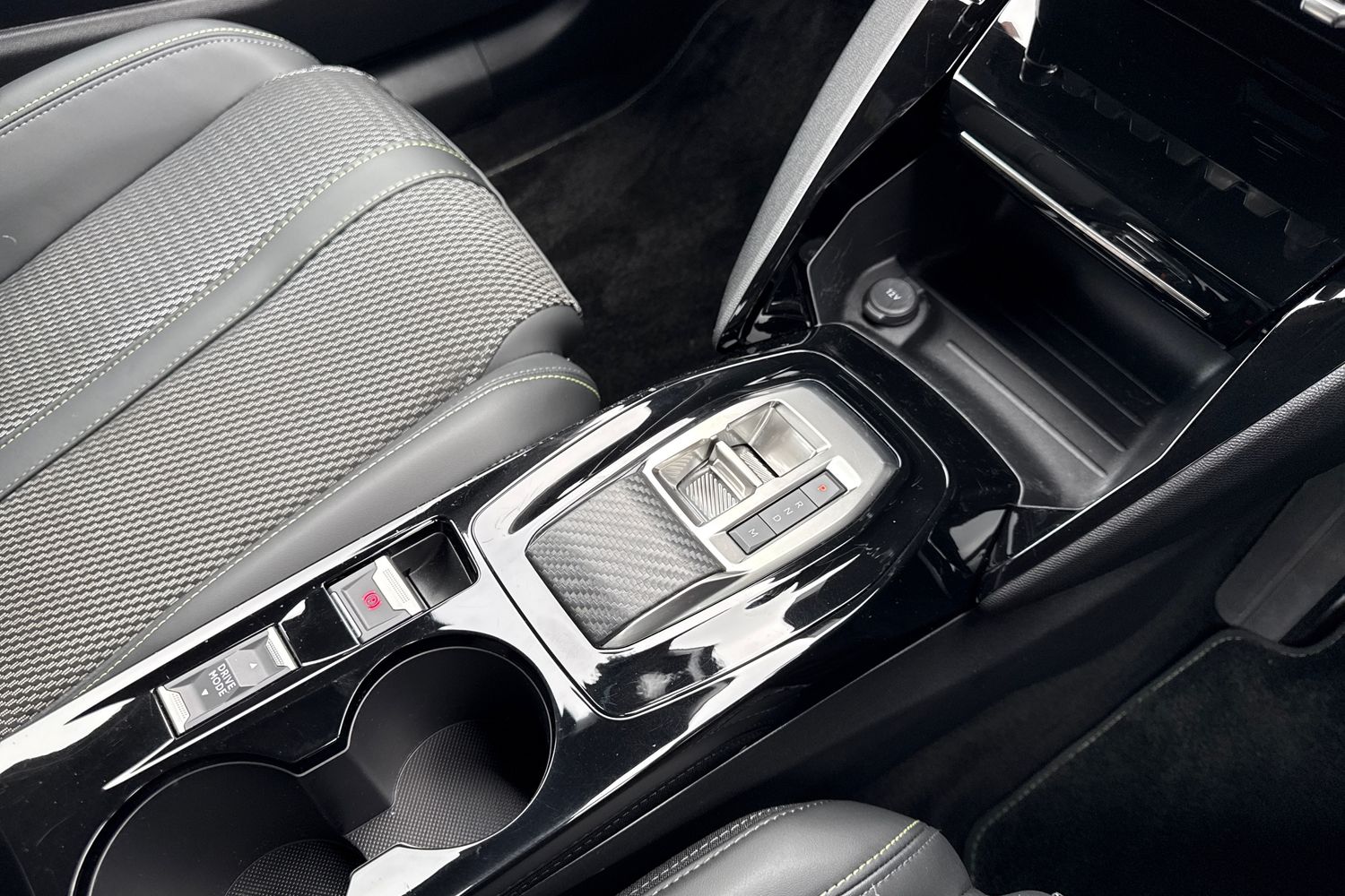 Used Peugeot 2008 2023 for sale - 78078948: Photo 56