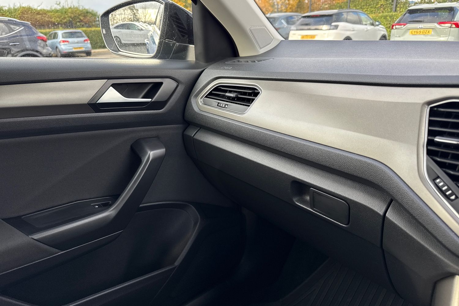 Used Volkswagen T-Roc 2020 for sale - 76391013: Photo 60