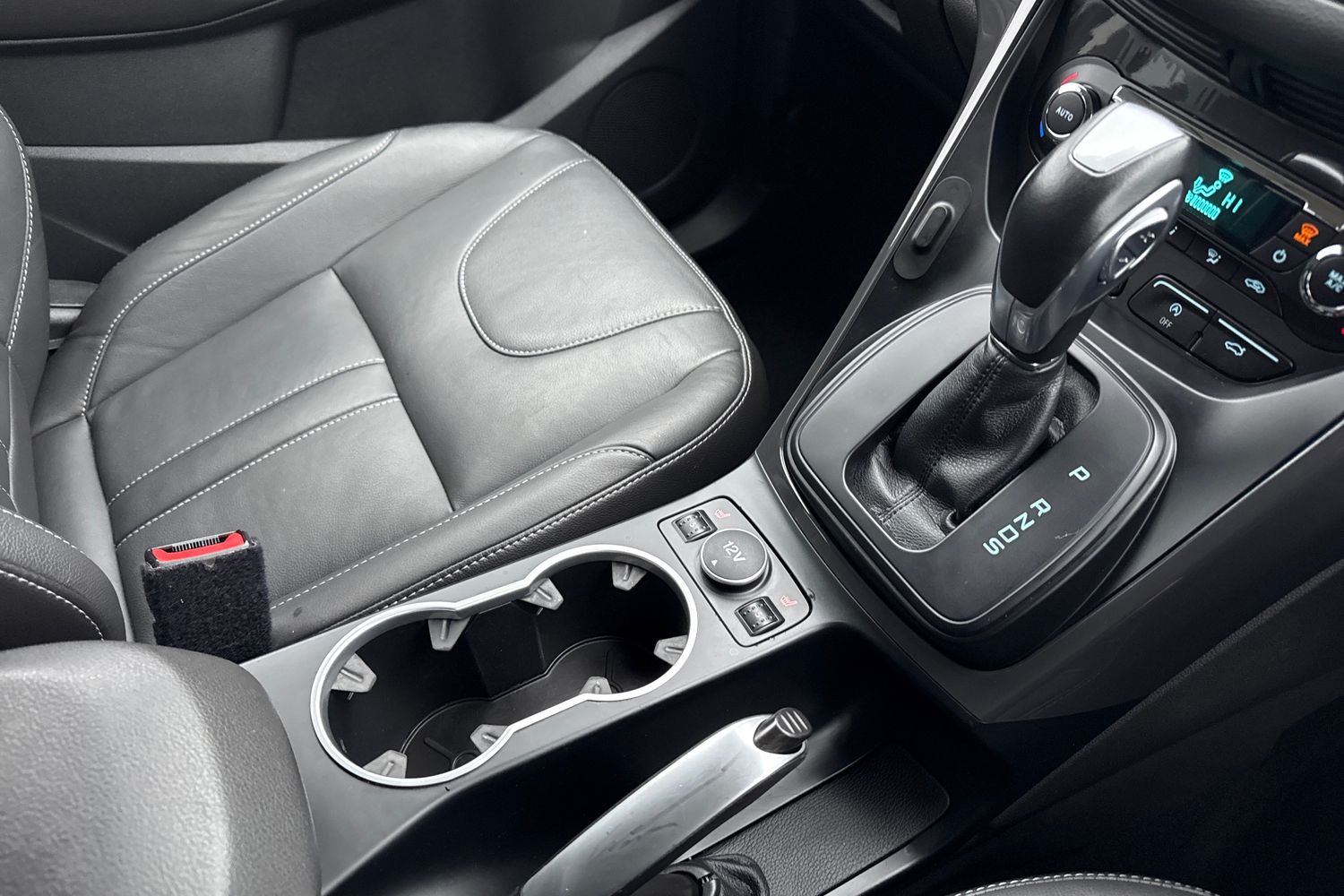 Used Ford Kuga 2015 for sale - 76985242: Photo 23