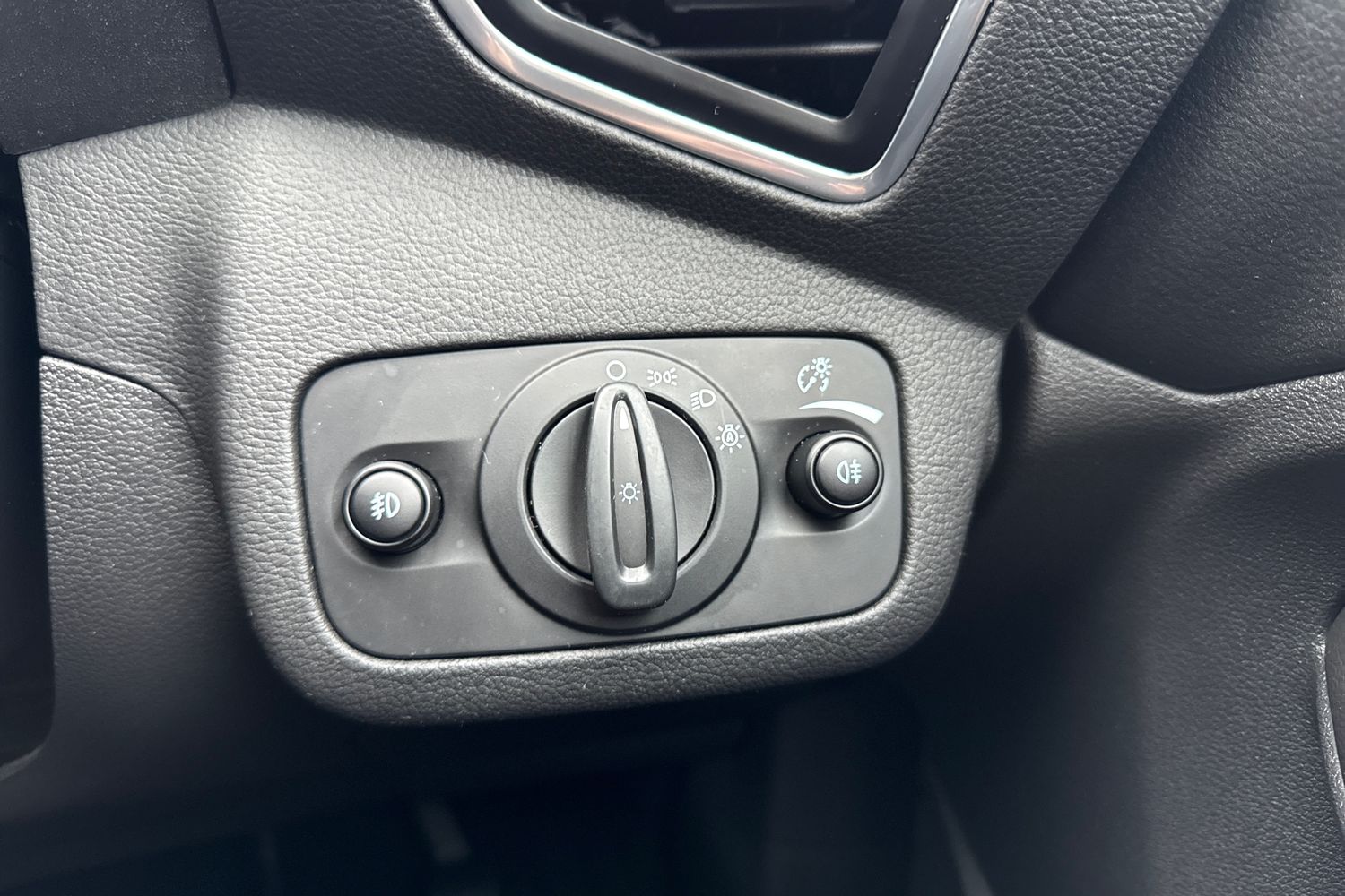 Used Ford Kuga 2015 for sale - 76985242: Photo 40