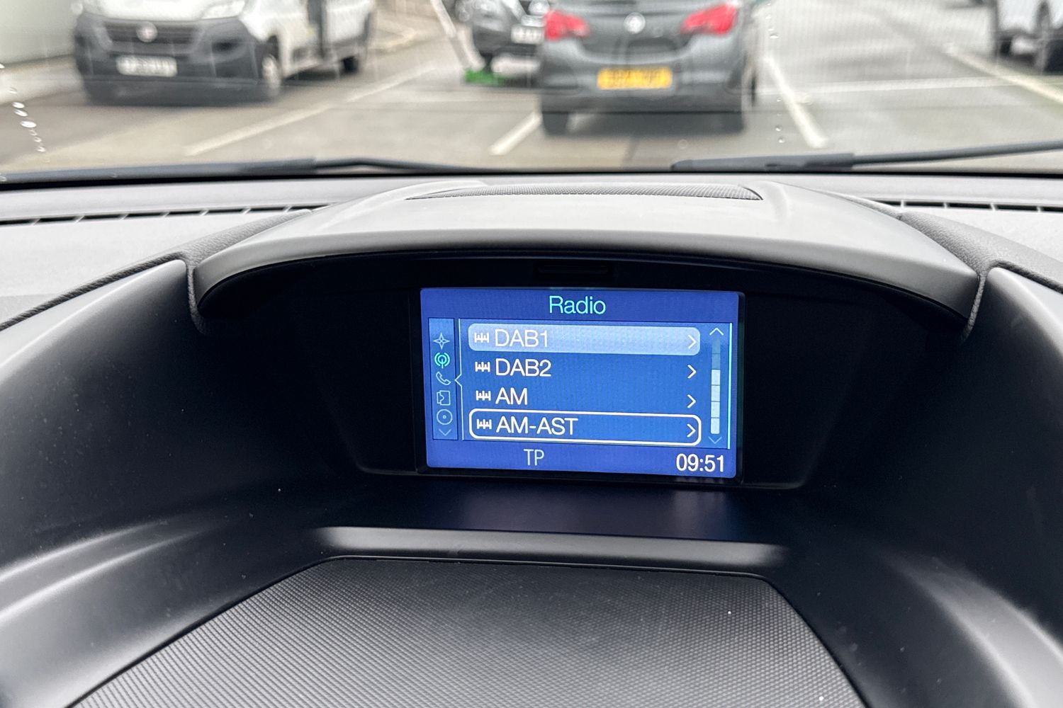 Used Ford Kuga 2015 for sale - 76985242: Photo 43