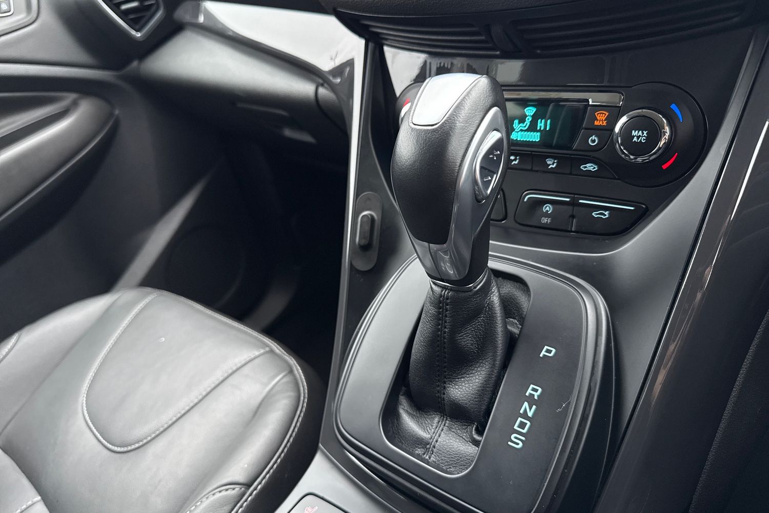 Used Ford Kuga 2015 for sale - 76985242: Photo 54