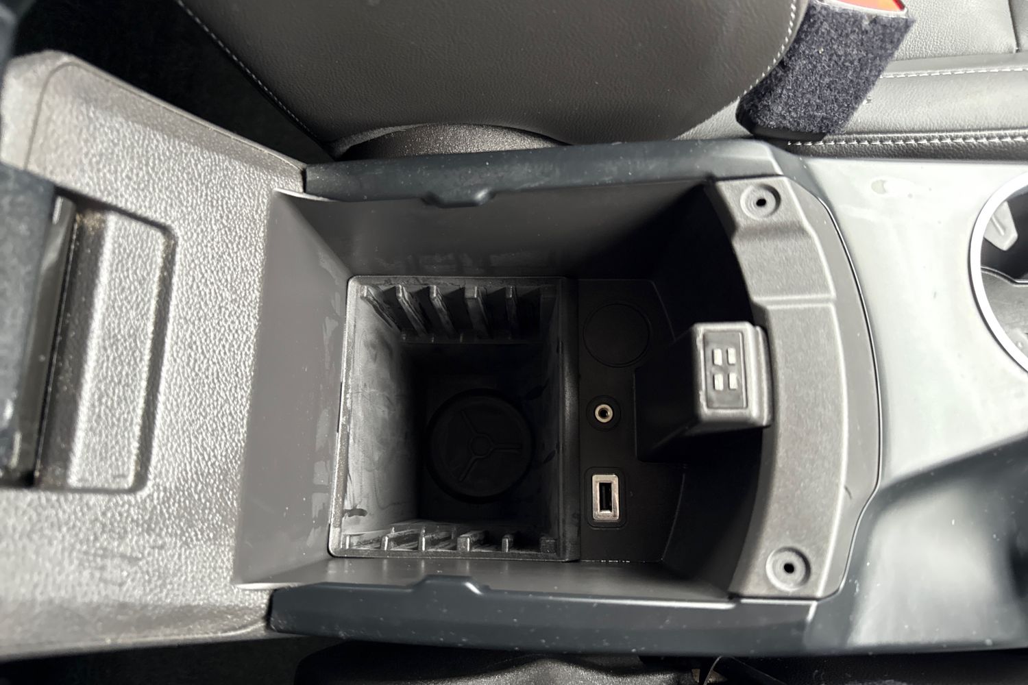 Used Ford Kuga 2015 for sale - 76985242: Photo 59