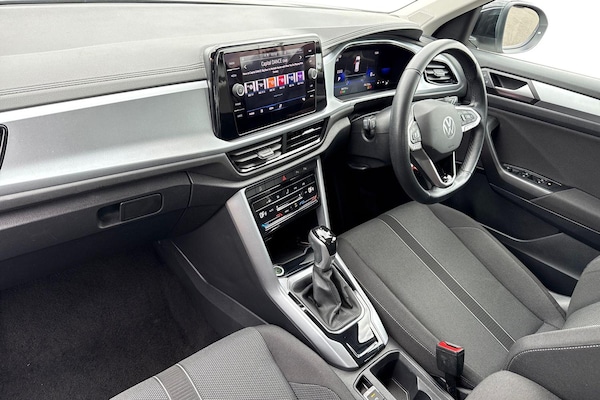 Used Volkswagen T-Roc 2022 for sale - 76143799: Photo 15