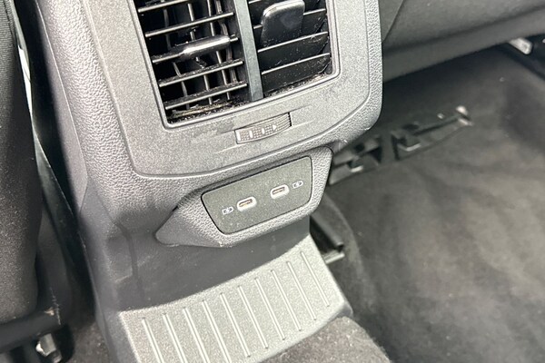 Used Volkswagen T-Roc 2022 for sale - 76143799: Photo 37