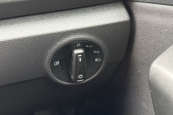 Used Volkswagen T-Roc 2022 for sale - 76143799: Photo 41