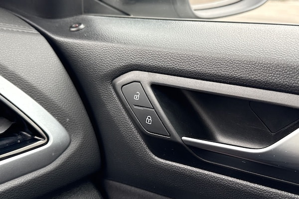 Used Volkswagen T-Roc 2022 for sale - 76143799: Photo 42