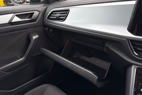 Used Volkswagen T-Roc 2022 for sale - 76143799: Photo 59