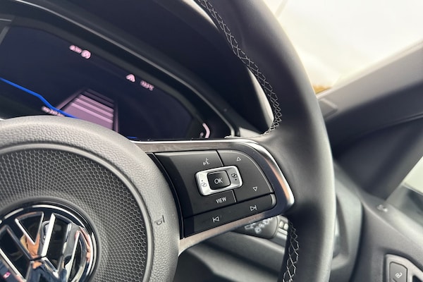 Used Volkswagen T-Roc 2019 for sale - 76268019: Photo 39
