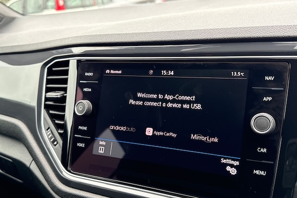 Used Volkswagen T-Roc 2019 for sale - 76268019: Photo 52
