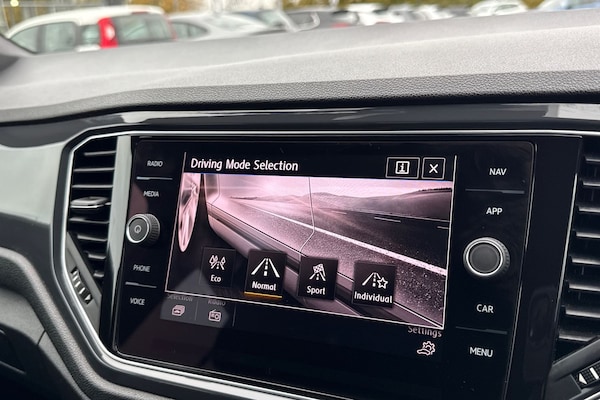 Used Volkswagen T-Roc 2019 for sale - 76268019: Photo 54
