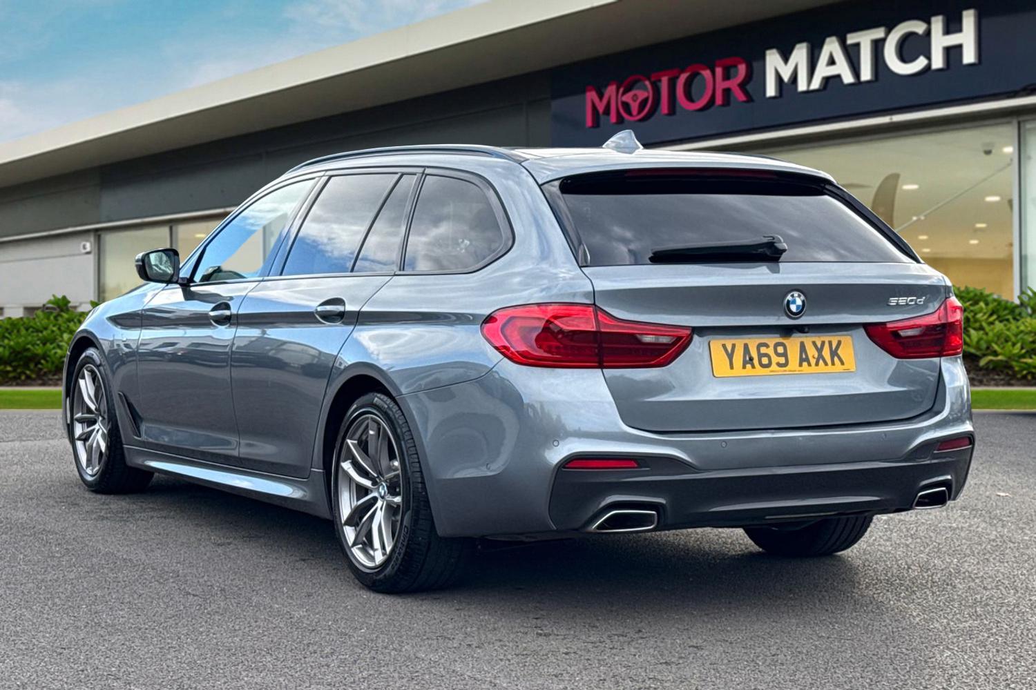 Used BMW 5 Series 2019 for sale - 76395459: Photo 2