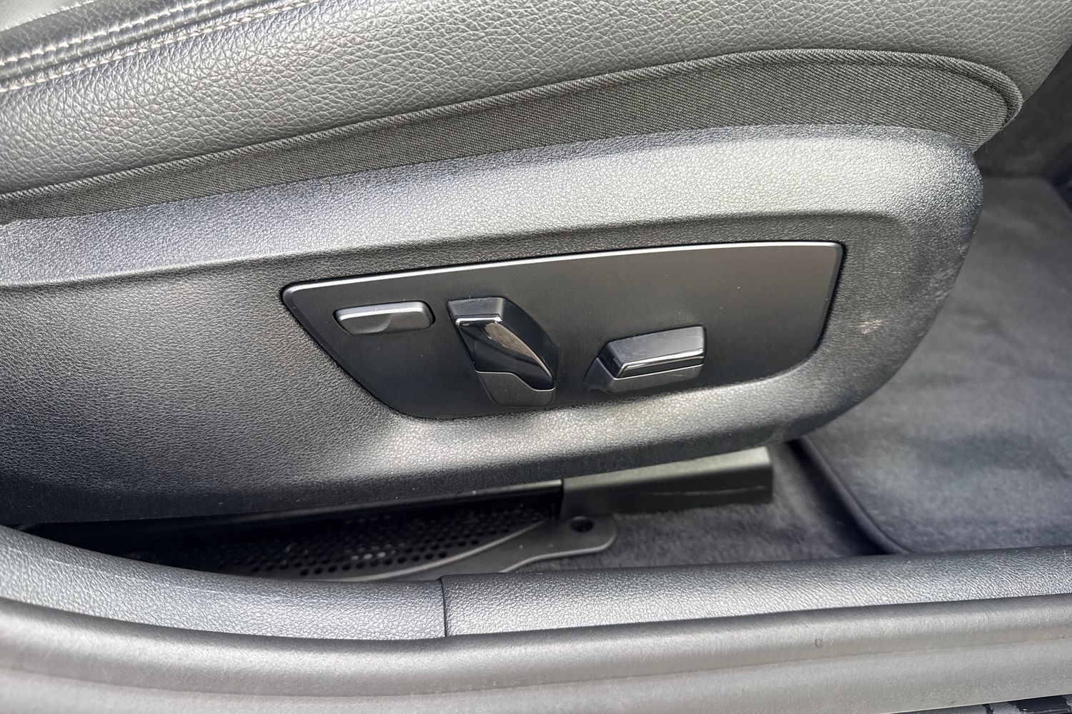 Used BMW 5 Series 2019 for sale - 76395459: Photo 36