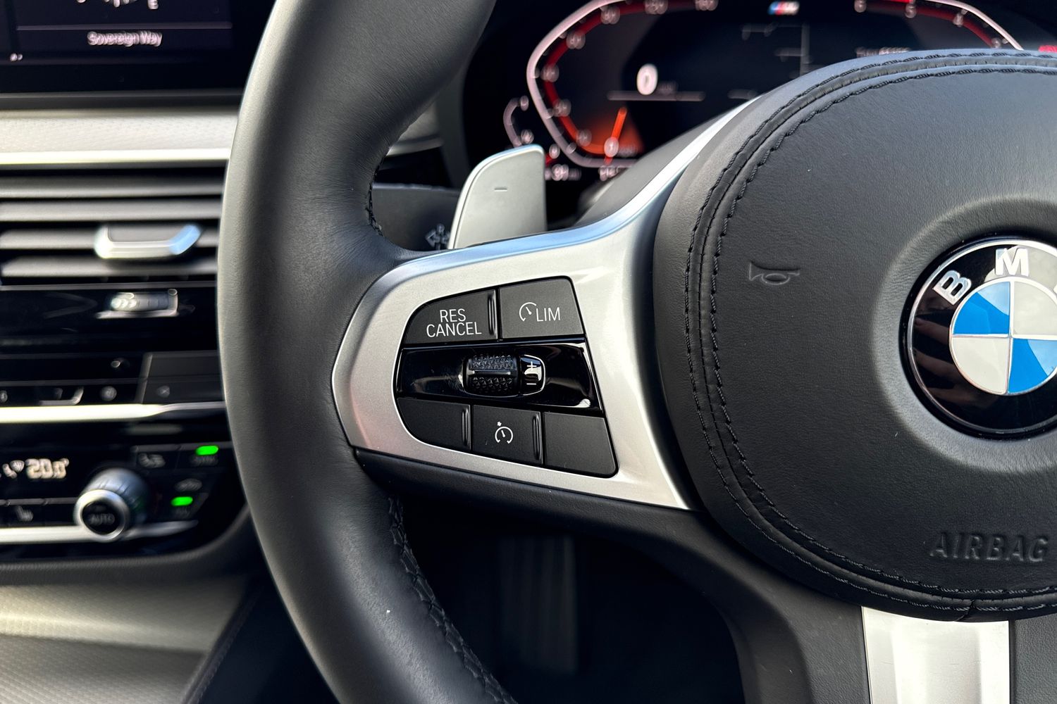 Used BMW 5 Series 2019 for sale - 76395459: Photo 38