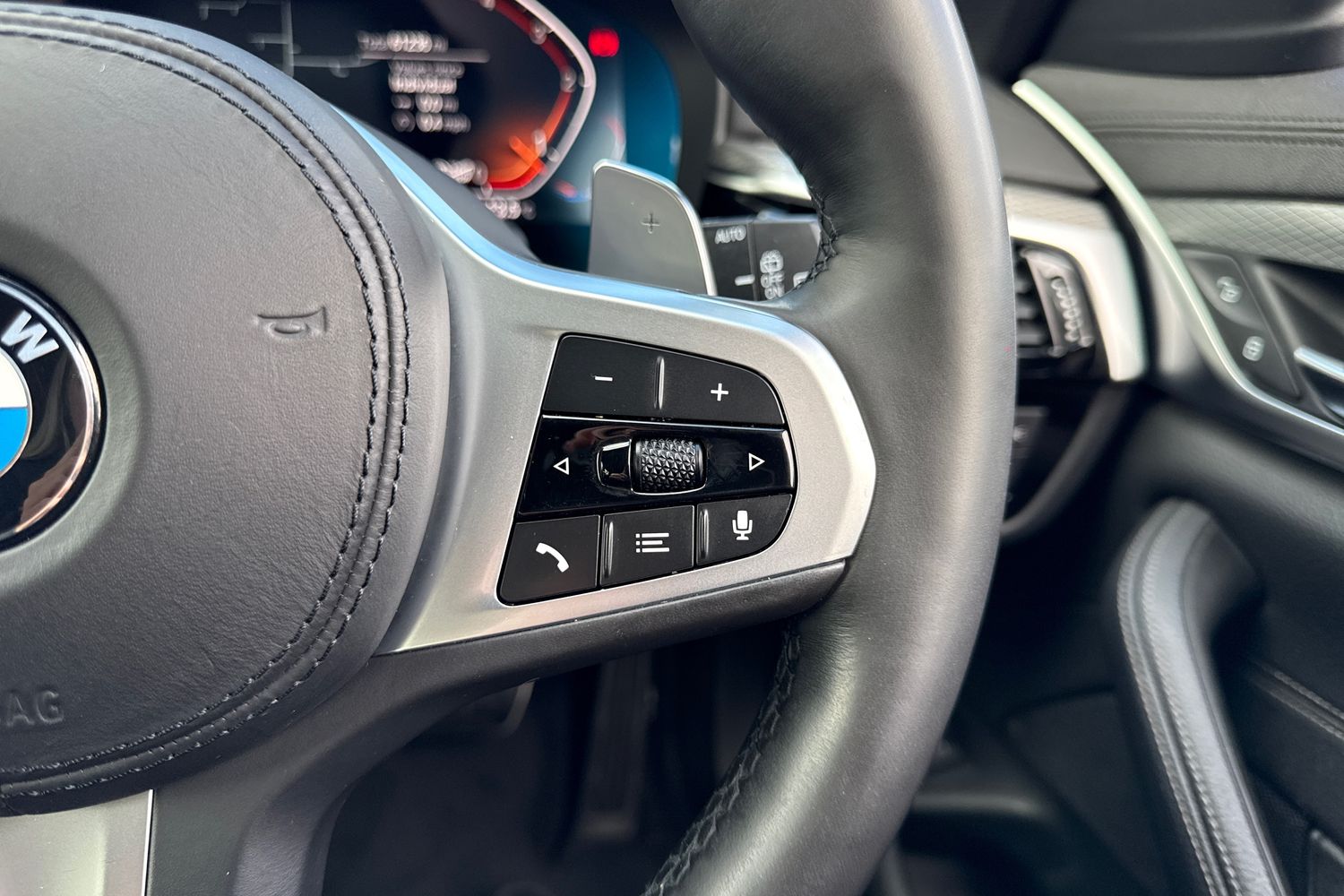 Used BMW 5 Series 2019 for sale - 76395459: Photo 39