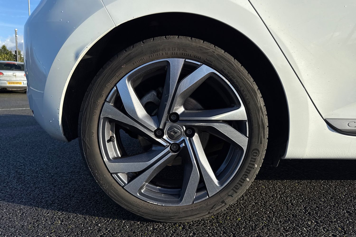 Used Renault Clio 2021 for sale - 76968054: Photo 11