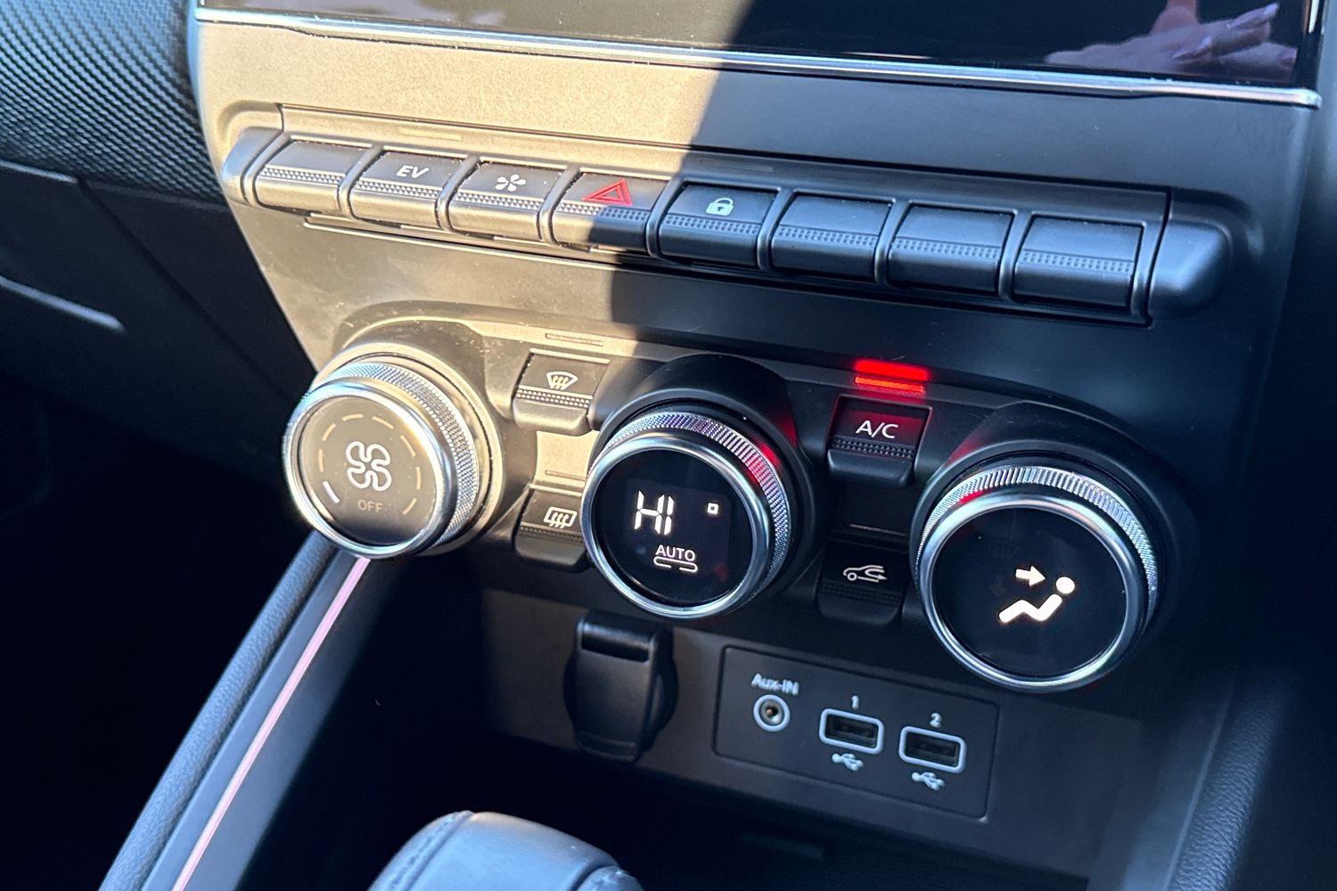 Used Renault Clio 2021 for sale - 76968054: Photo 22