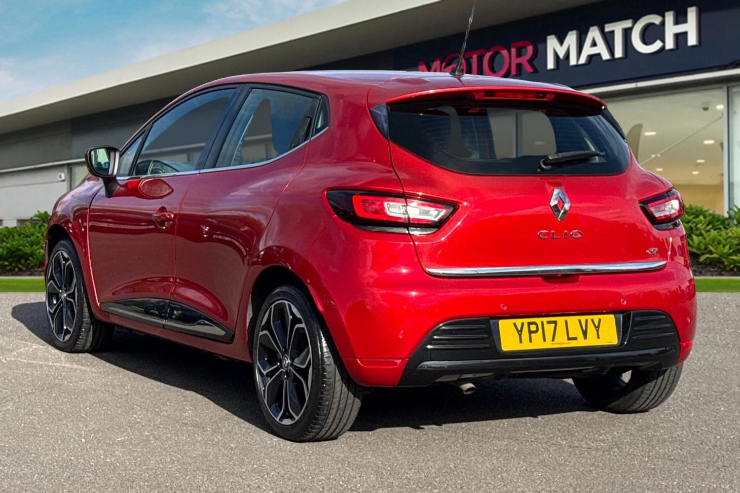 Used Renault Clio 2017 for sale - 77661716: Photo 2