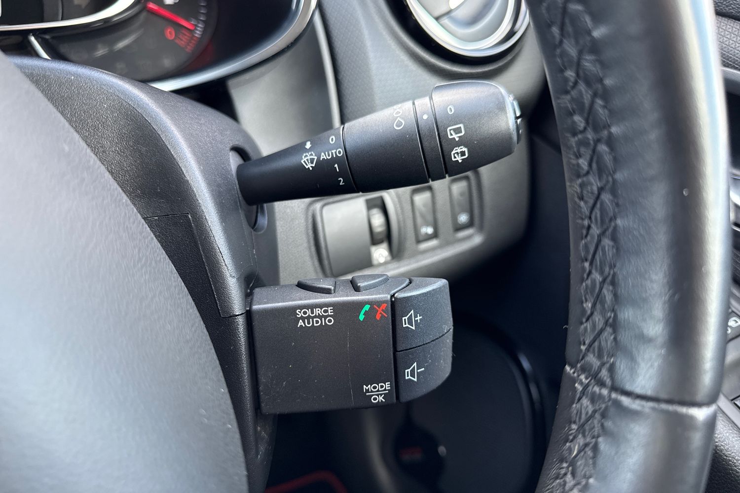 Used Renault Clio 2017 for sale - 77661716: Photo 42