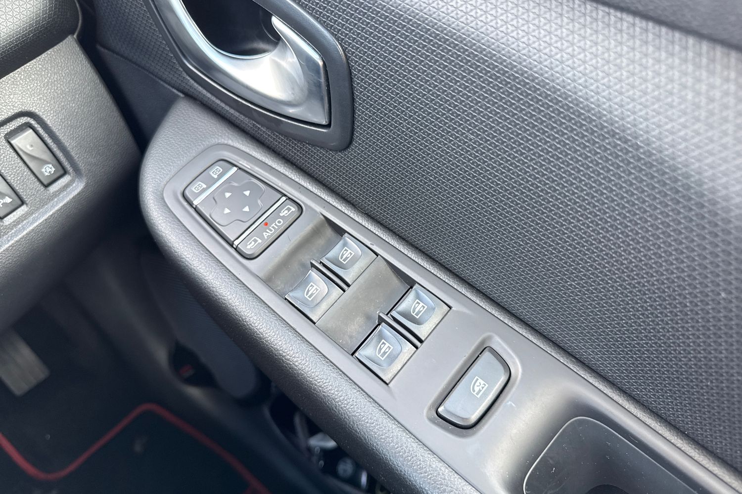 Used Renault Clio 2017 for sale - 77661716: Photo 43