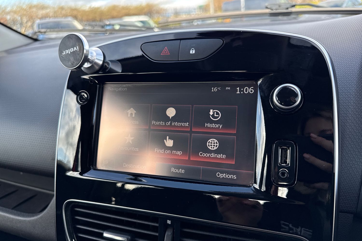 Used Renault Clio 2017 for sale - 77661716: Photo 50