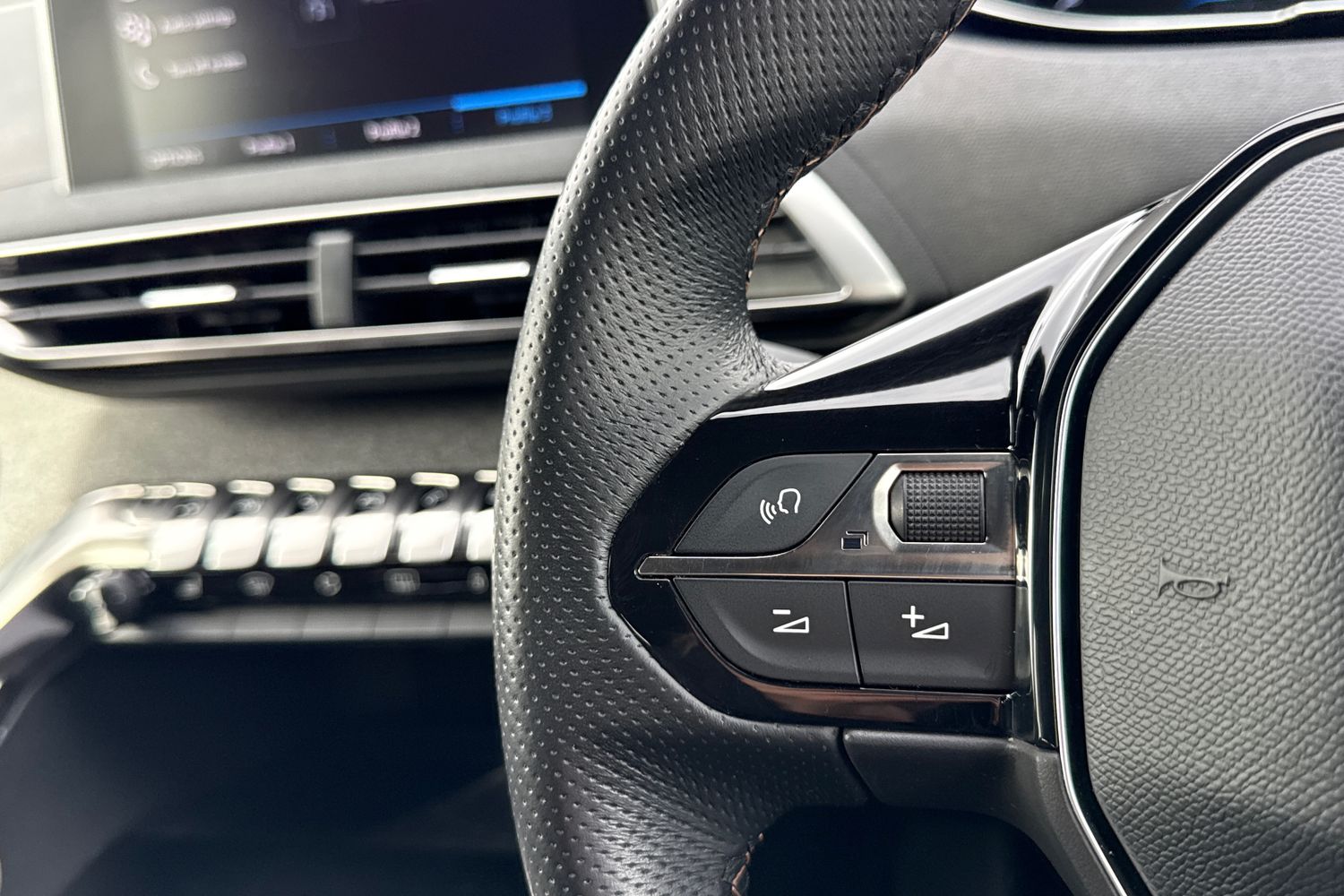 Used Peugeot 3008 2019 for sale - 77862879: Photo 39