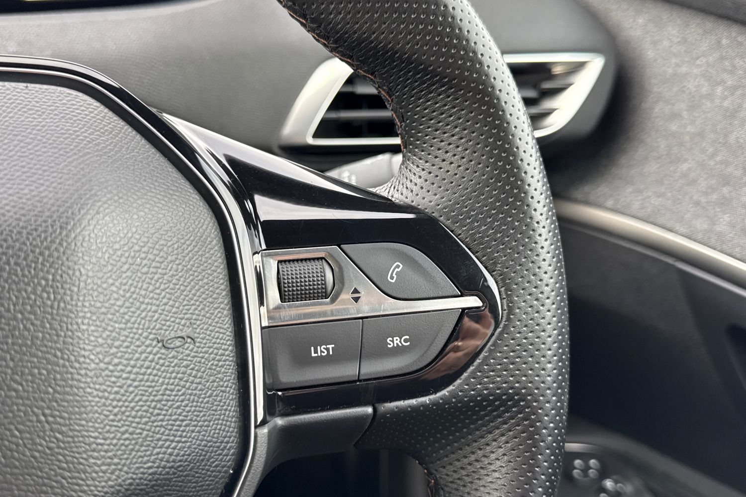 Used Peugeot 3008 2019 for sale - 77862879: Photo 40