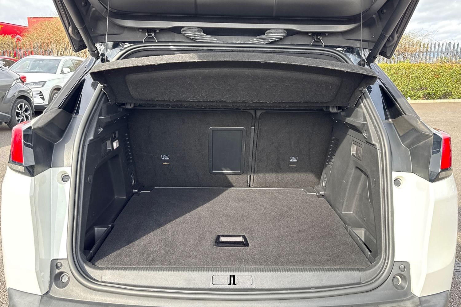 Used Peugeot 3008 2019 for sale - 77862879: Photo 7