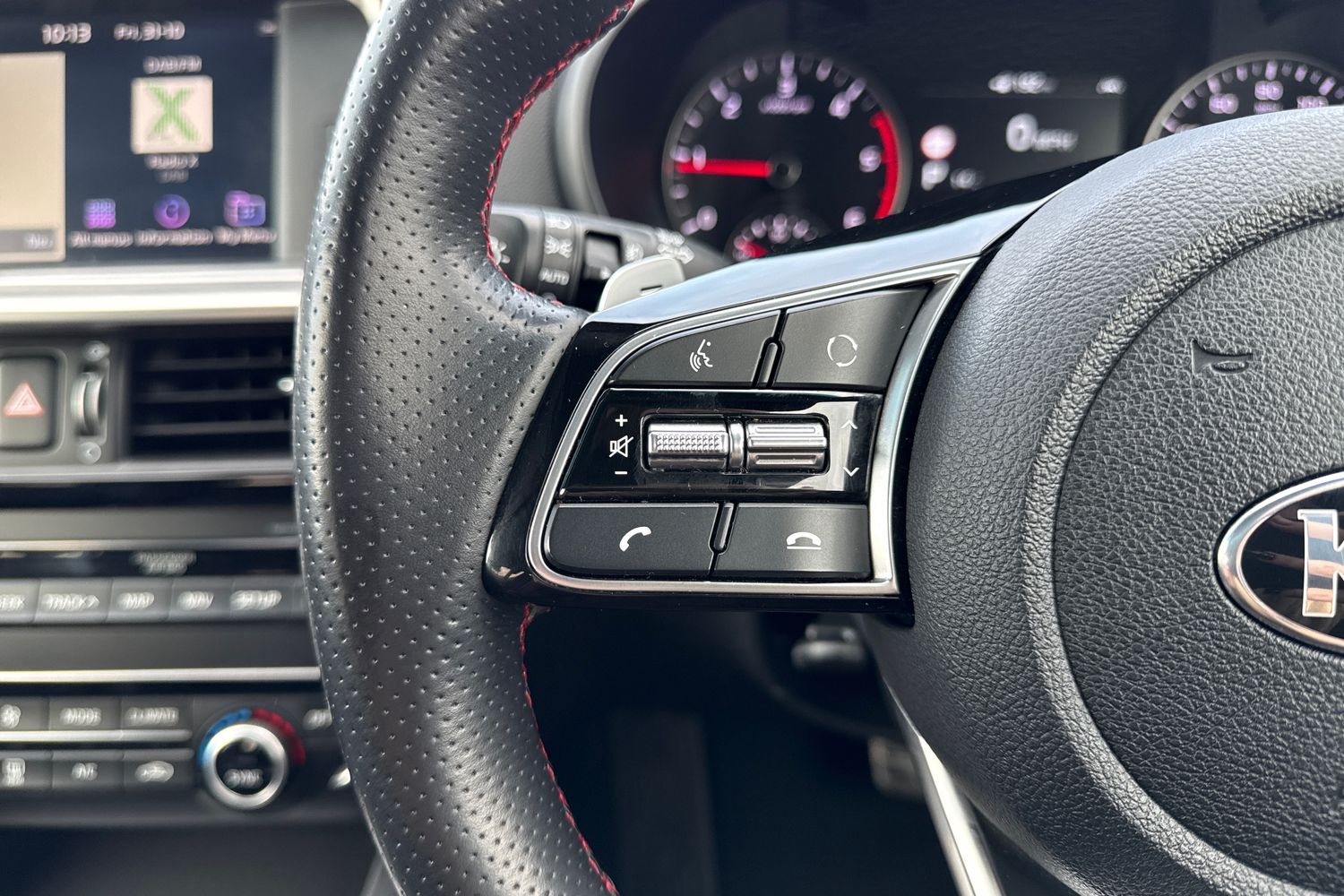 Used Kia Optima 2018 for sale - 76558086: Photo 43