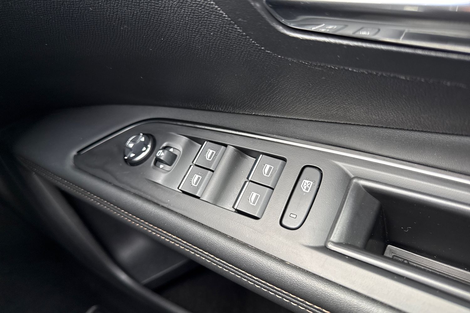 Used Peugeot 3008 2022 for sale - 77262624: Photo 43