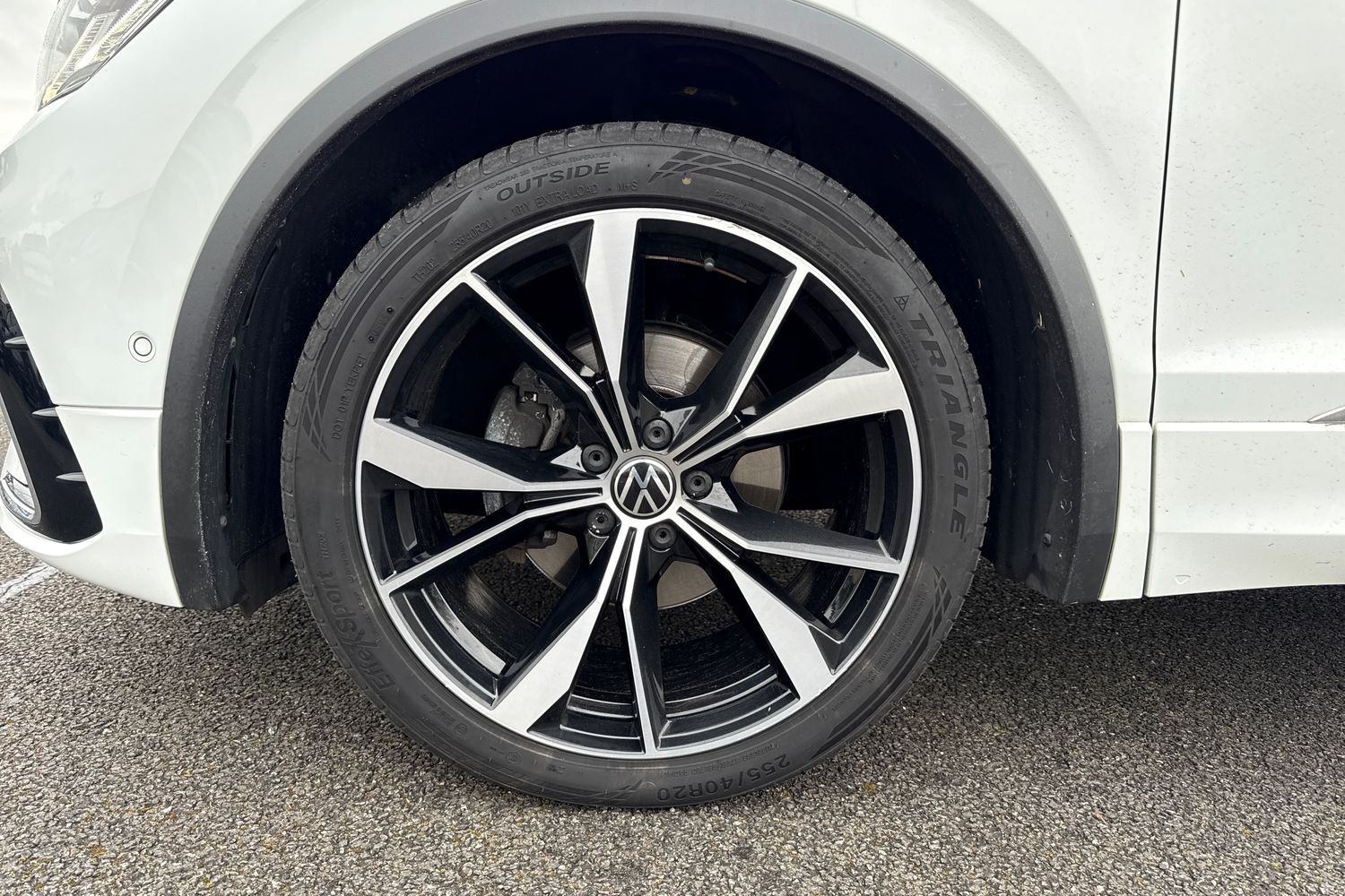 Used Volkswagen Tiguan 2023 for sale - 77914308: Photo 12