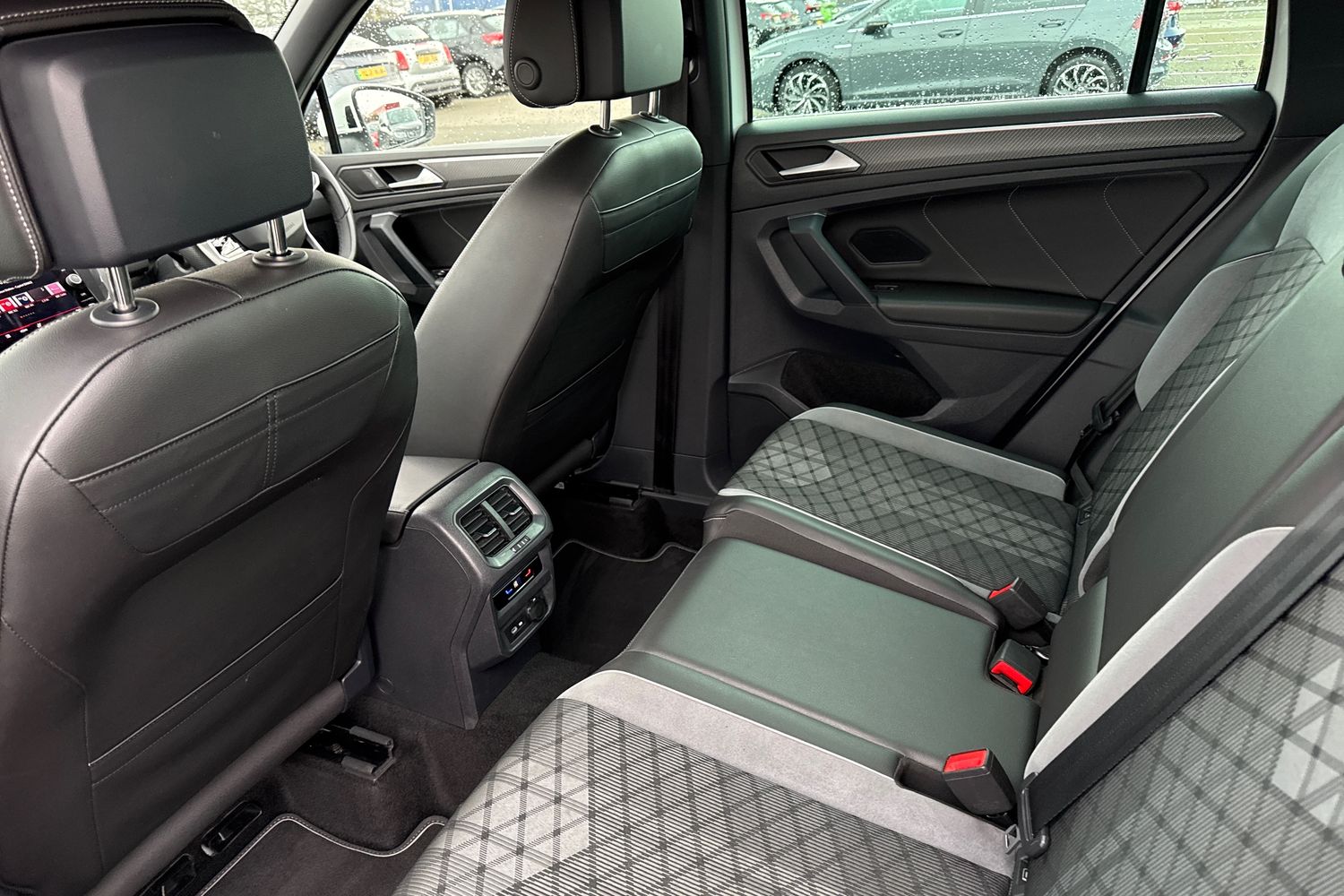 Used Volkswagen Tiguan 2023 for sale - 77914308: Photo 35