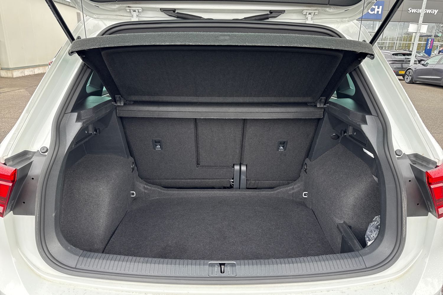 Used Volkswagen Tiguan 2023 for sale - 77914308: Photo 7