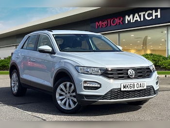 Used Volkswagen T-Roc 2018 for sale - 78069849: Photo