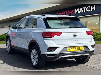 Used Volkswagen T-Roc 2018 for sale - 78069849: Photo