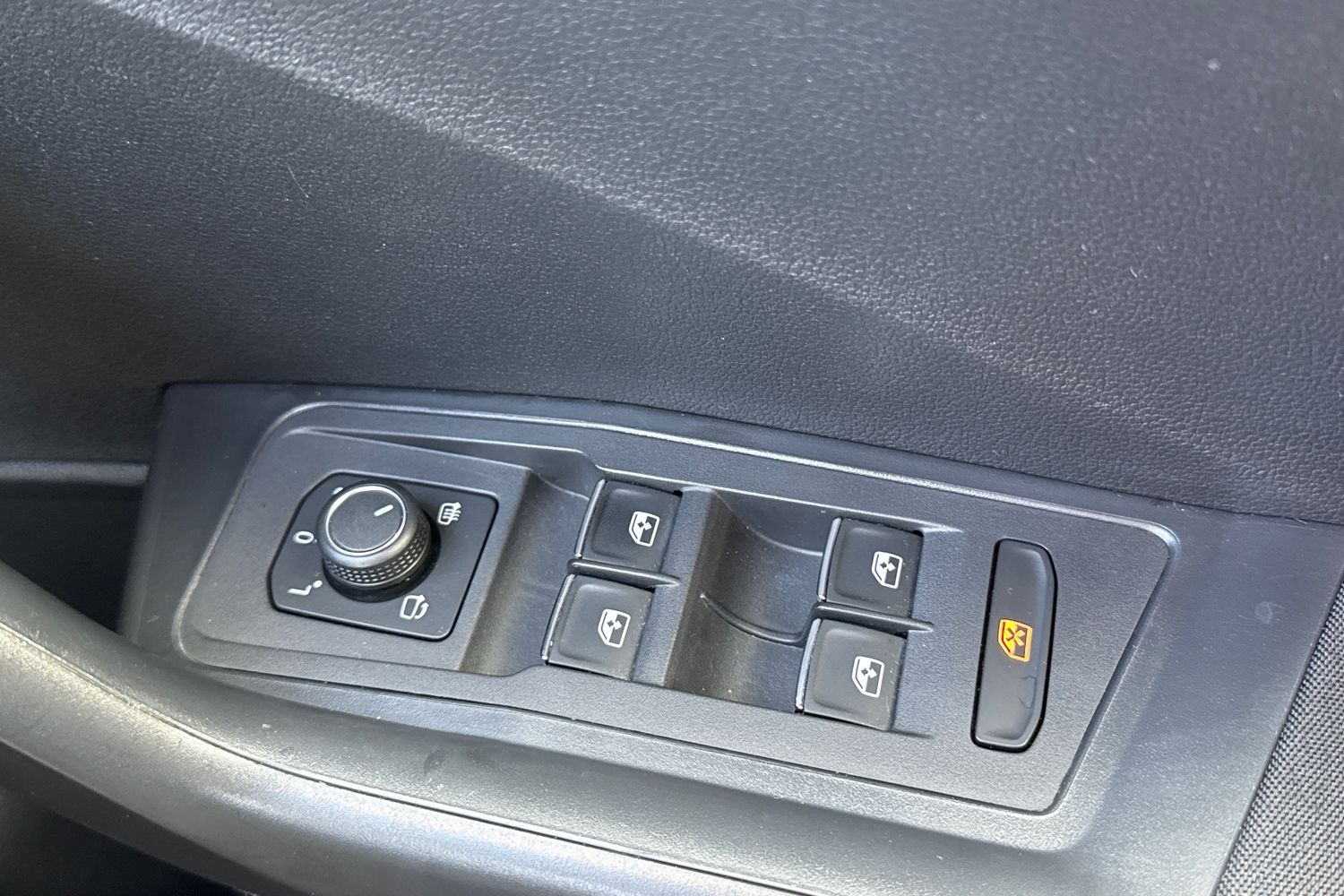 Used Volkswagen T-Roc 2018 for sale - 78069849: Photo 39