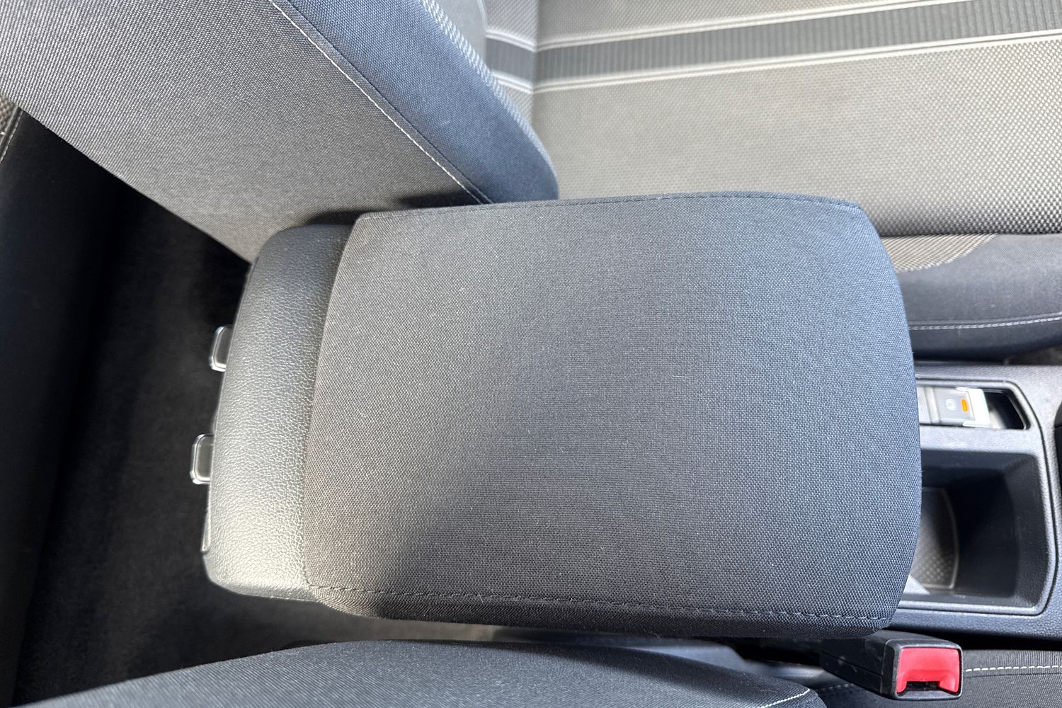 Used Volkswagen T-Roc 2018 for sale - 78069849: Photo 56