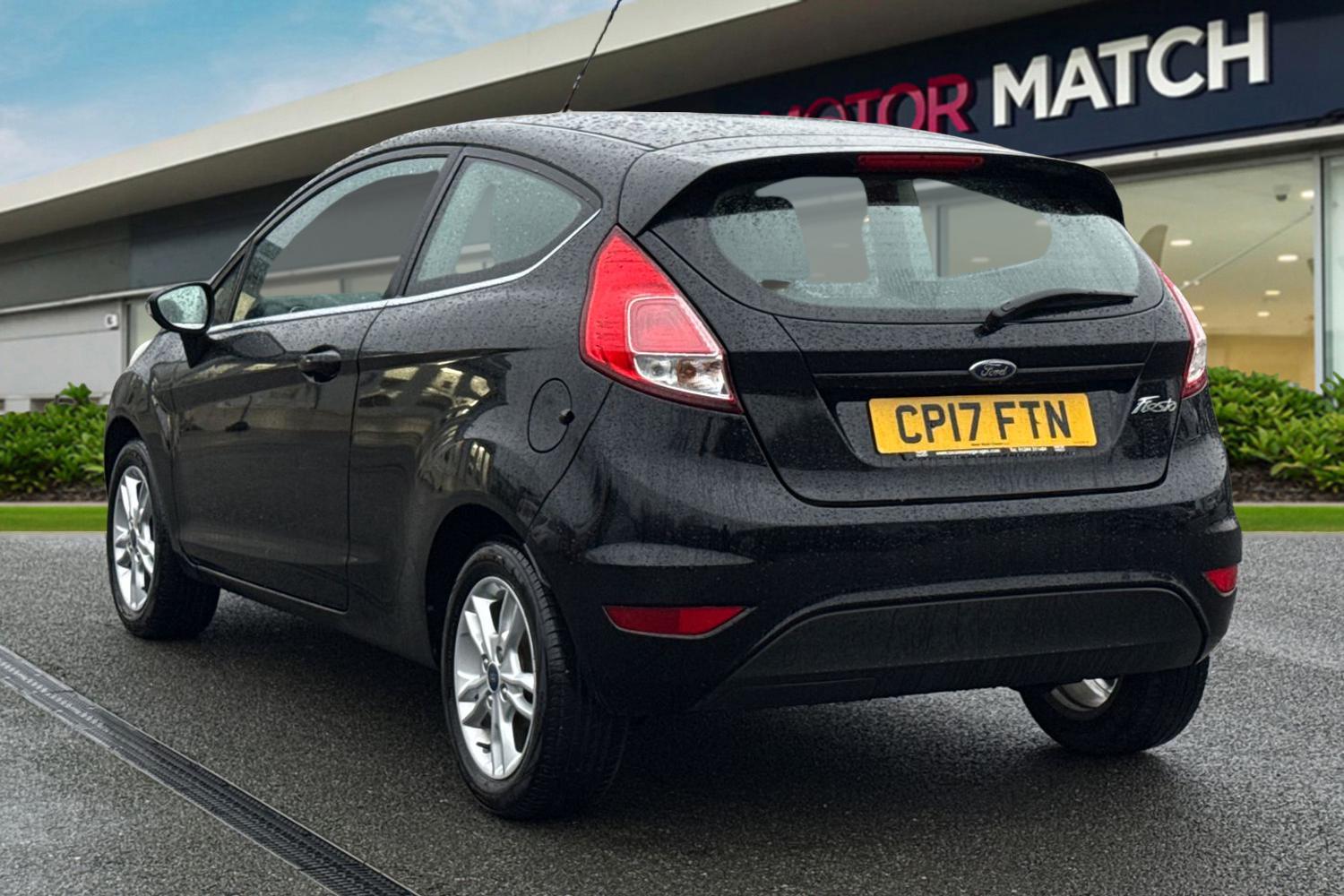 Used Ford Fiesta 2017 for sale - 77436136: Photo 2