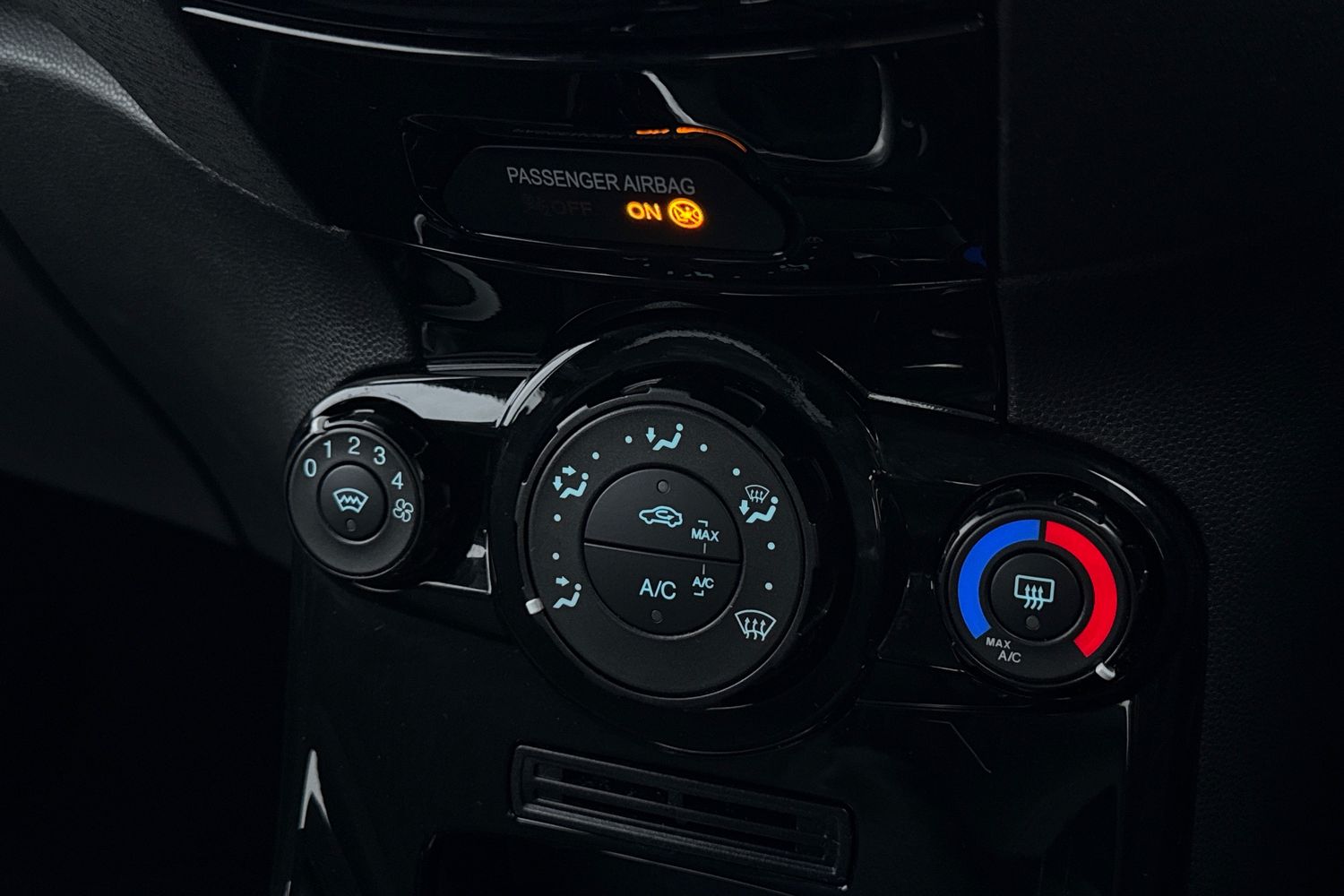 Used Ford Fiesta 2017 for sale - 77436136: Photo 22