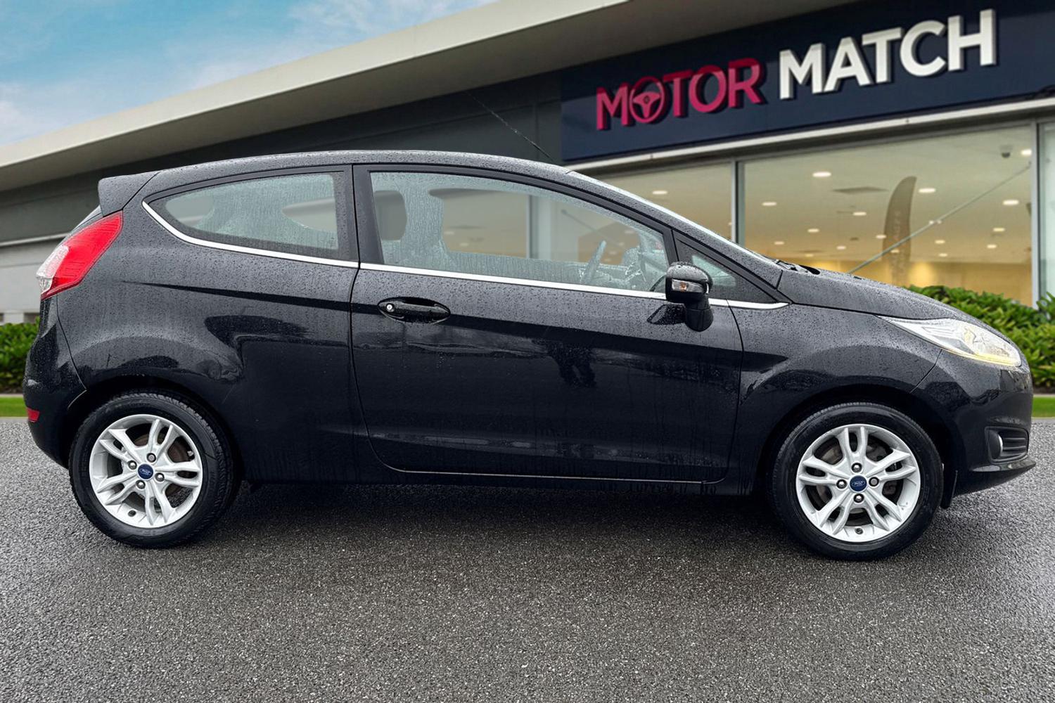 Used Ford Fiesta 2017 for sale - 77436136: Photo 3