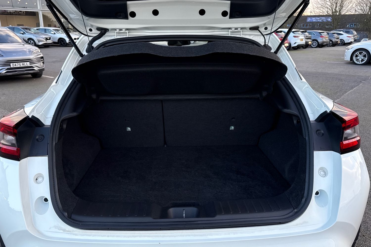 Used Nissan Juke 2022 for sale - 76916535: Photo 7