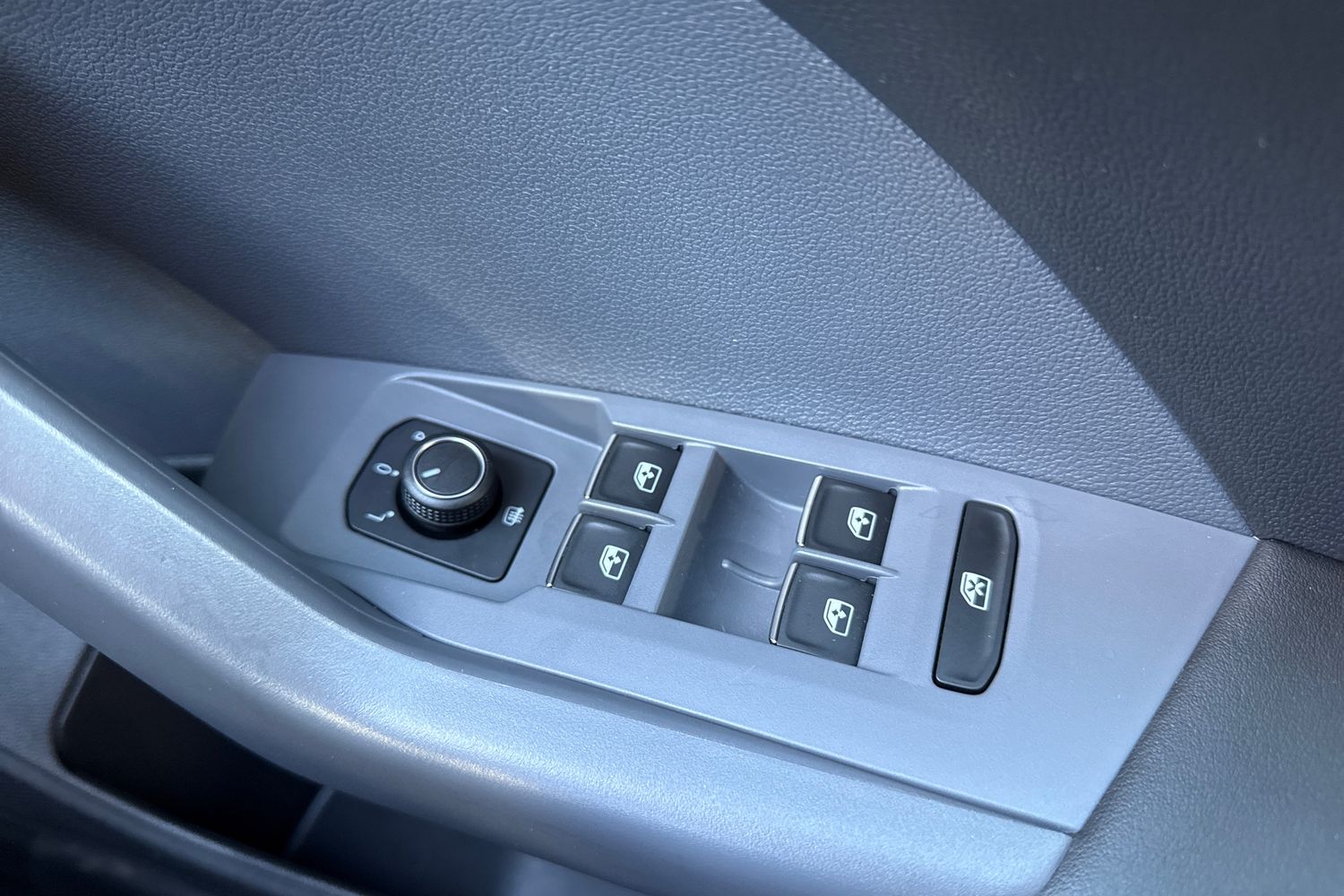 Used Volkswagen T-Cross 2019 for sale - 77570992: Photo 43