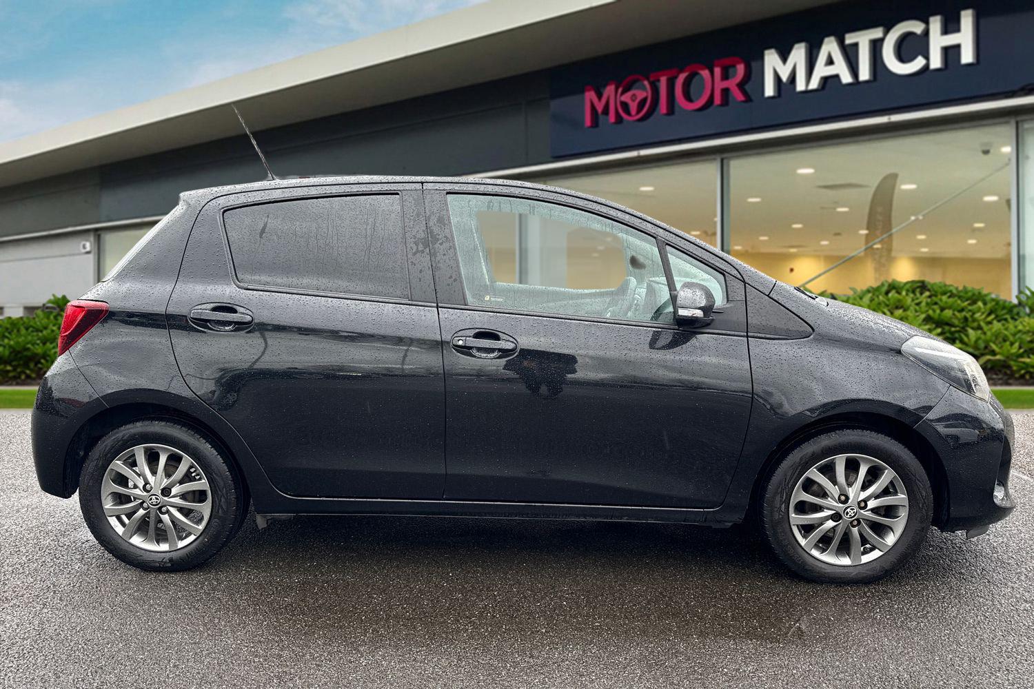 Used Toyota Yaris 2016 for sale - 77553478: Photo 3