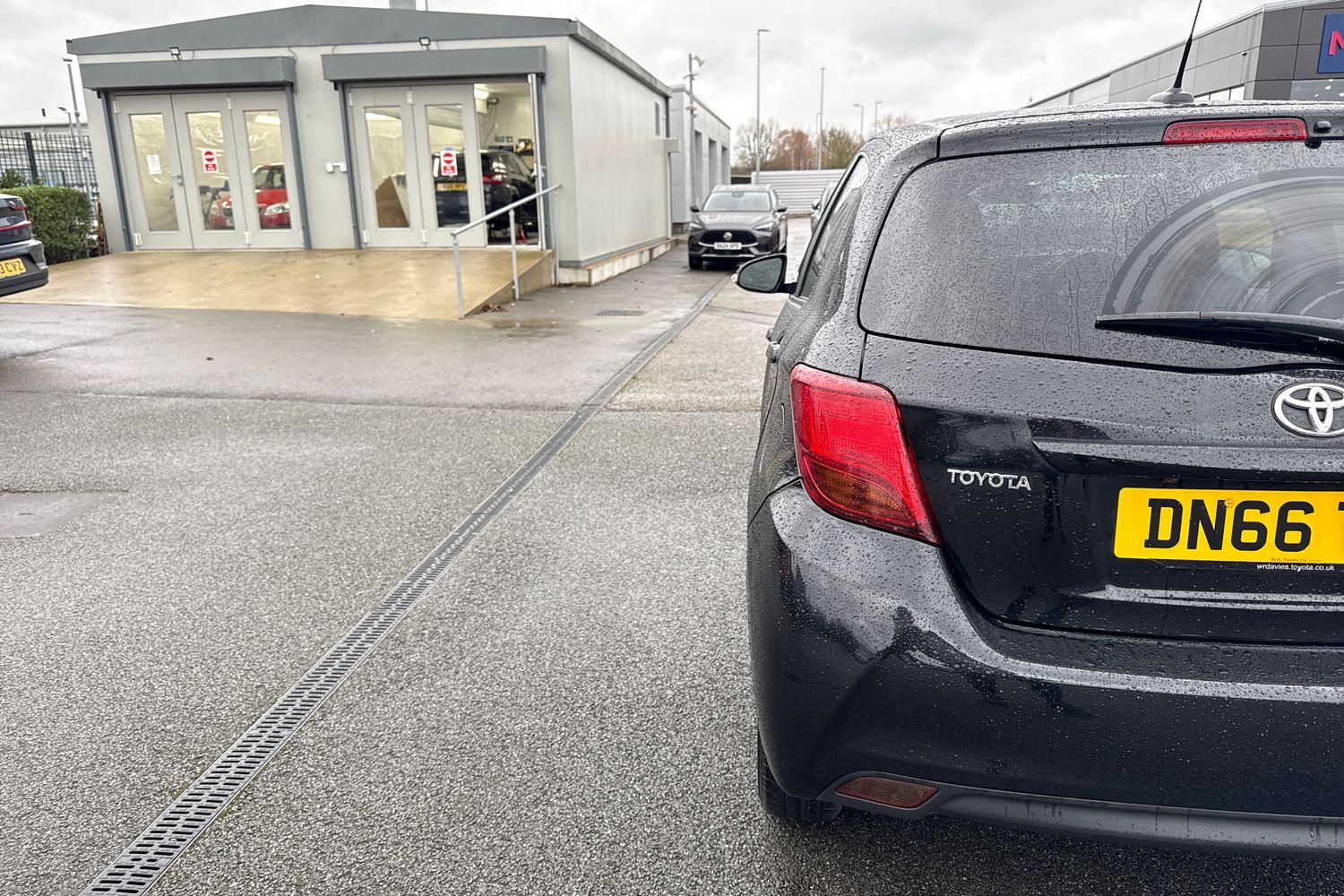 Used Toyota Yaris 2016 for sale - 77553478: Photo 31