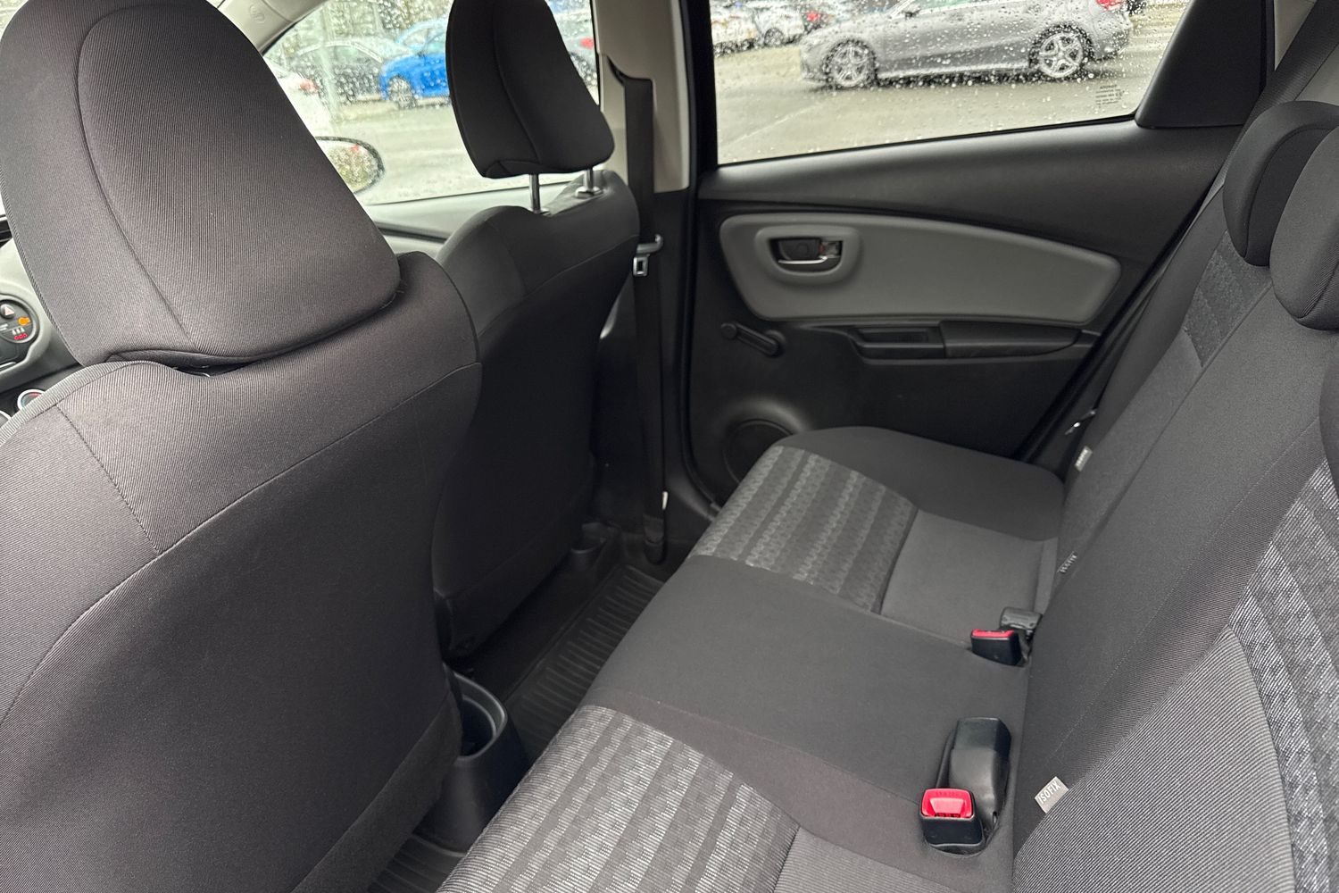 Used Toyota Yaris 2016 for sale - 77553478: Photo 34