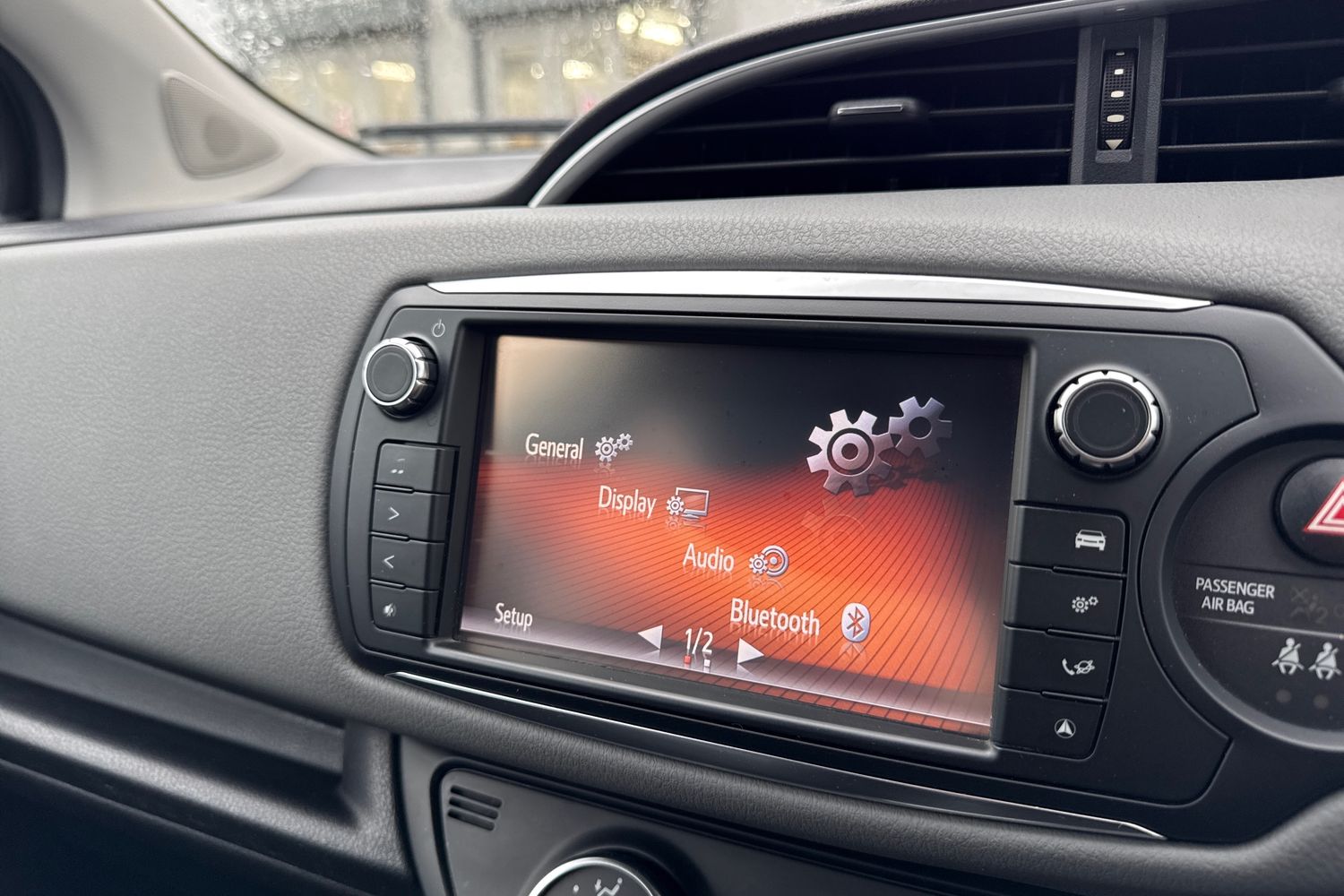 Used Toyota Yaris 2016 for sale - 77553478: Photo 47