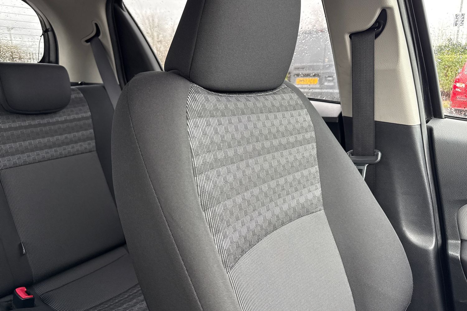 Used Toyota Yaris 2016 for sale - 77553478: Photo 56