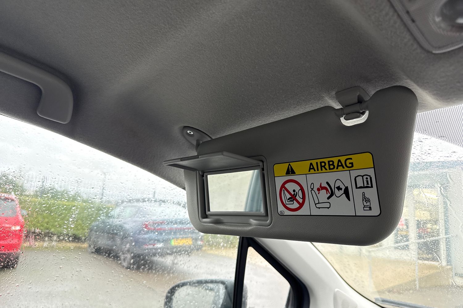 Used Toyota Yaris 2016 for sale - 77553478: Photo 59